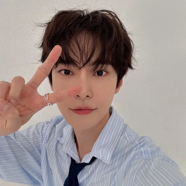 今日最も愛されたドヨン (NCT 127)の姿