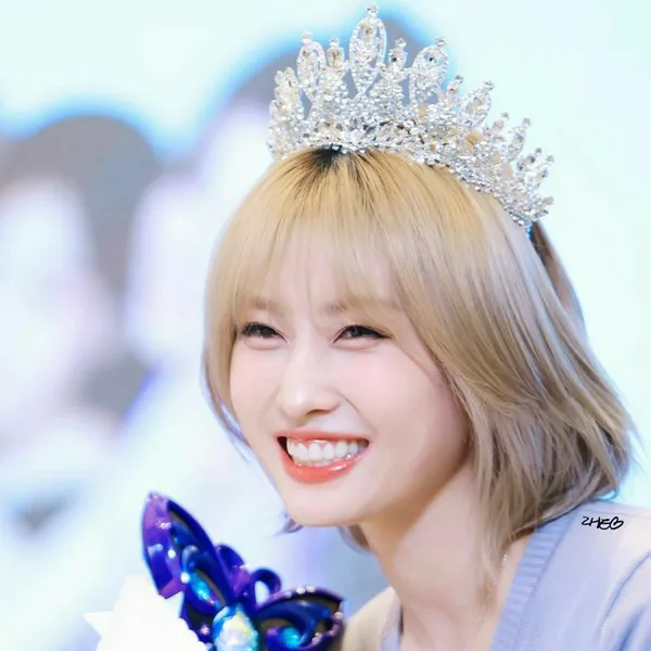 今日最も愛されたモモ (TWICE)の姿