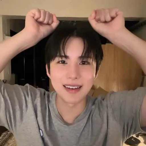 充滿粉絲愛意的Wow (A.C.E)人氣照片