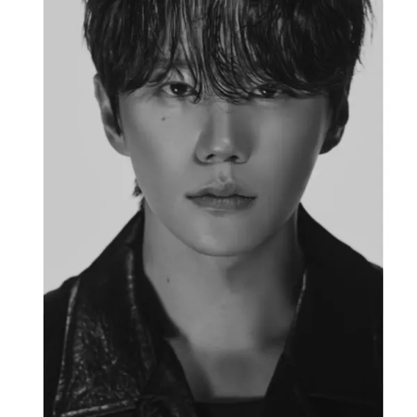 Penampilan Lee Junyoung yang Paling Dicintai Hari Ini