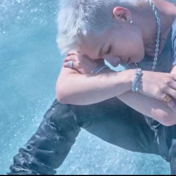 Today's Most Loved Taeyang (BIGBANG)