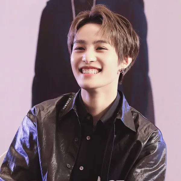 Today's Most Loved YANGYANG (WayV)