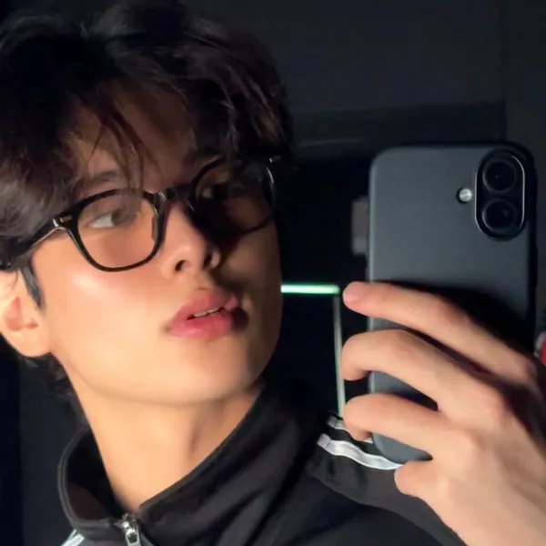 Today's Most Loved Ryu Junmin (ATBO)