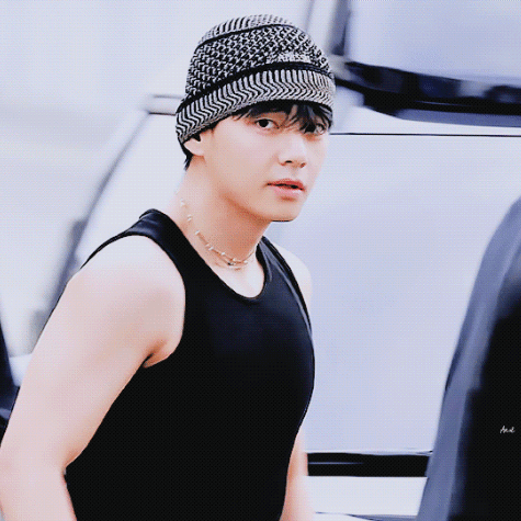 Shining profile picture of V (BTS) on today's Choeaedol