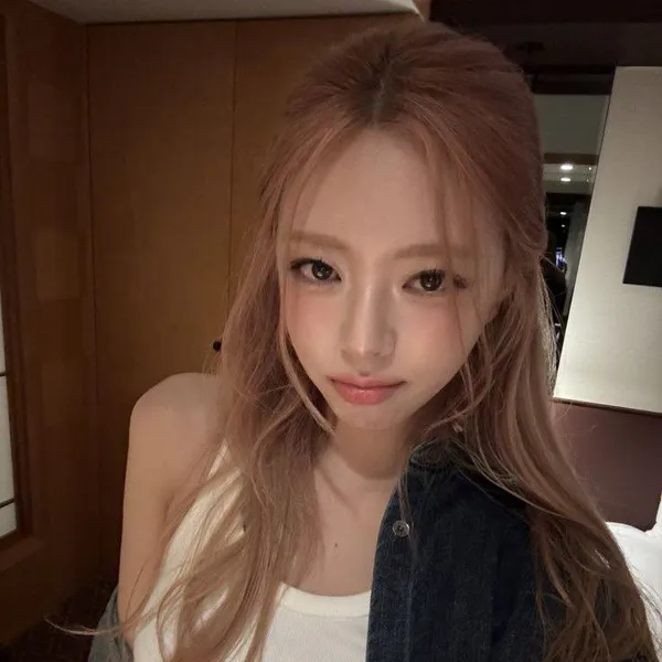 Top Photo Full of Yuna (ITZY) Love