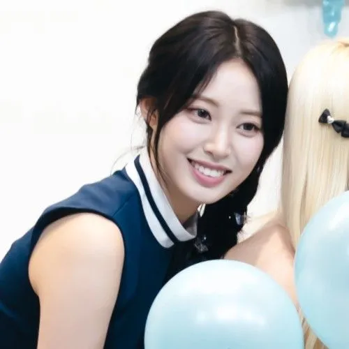 Today's Most Loved Lee Soojin (Weeekly)