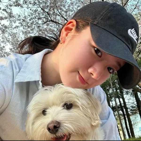 Today's Most Loved Yoon Bomi (Apink)