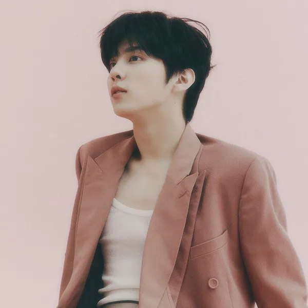Top Photo Full of Kim Wooseok Love