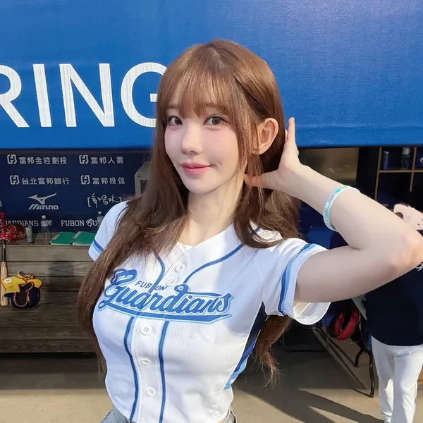 今日最受喜愛的QWER