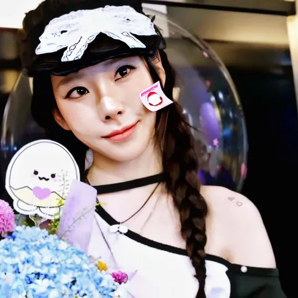 Top Photo Full of Taeyeon (Girls' Generation) Love