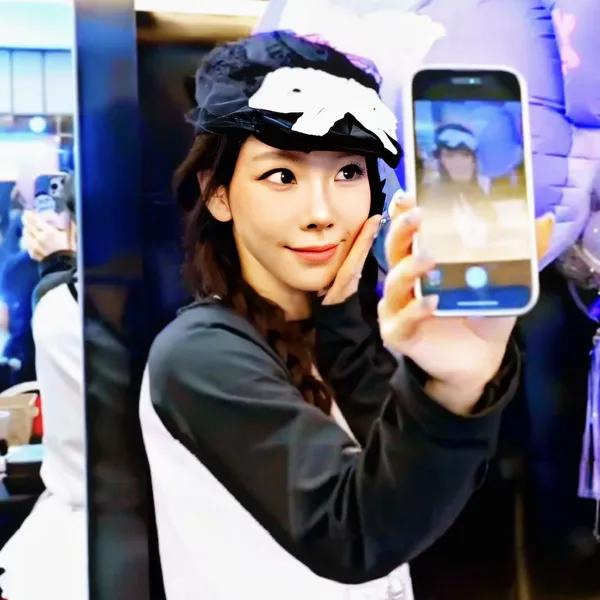 Top Photo Full of Taeyeon (Girls' Generation) Love