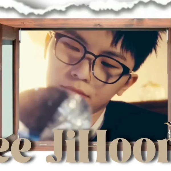 Top Photo Full of Woozi (SEVENTEEN) Love