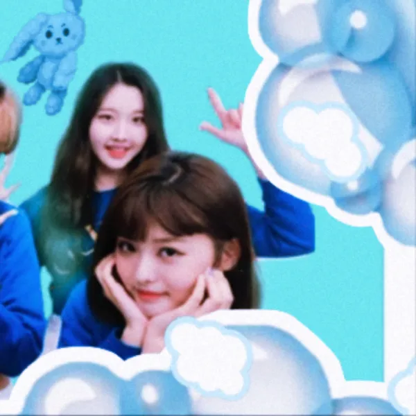 Top Photo Full of MOMOLAND Love
