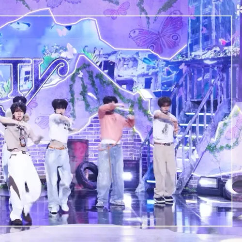 Top Photo Full of Wonjin (CRAVITY) Love