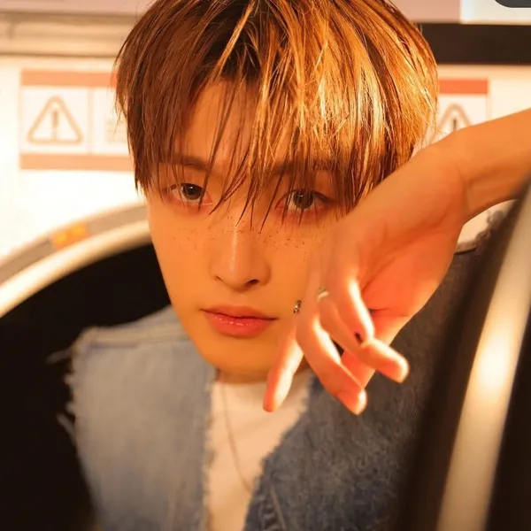Top Photo Full of Hongjoong (ATEEZ) Love