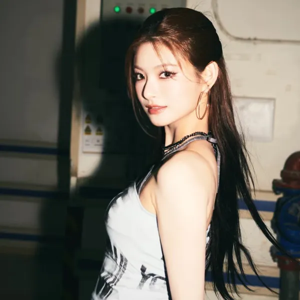 Fans' Pick: Best Moment of Yiren (EVERGLOW)