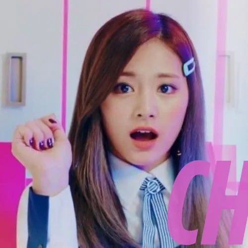 今天最受喜爱的子瑜 (TWICE)