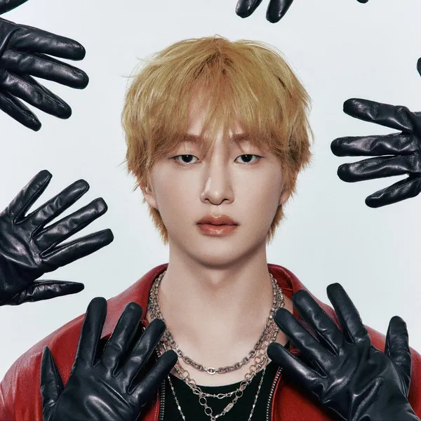 Today's Most Loved Onew (SHINee)