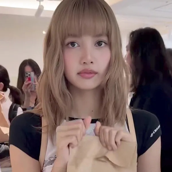 Top Photo Full of Lisa (BLACKPINK) Love
