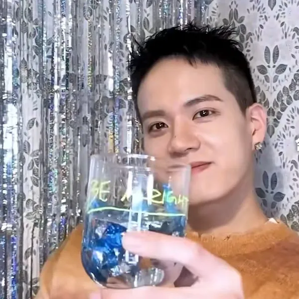 今天最受喜爱的Peniel (BTOB)
