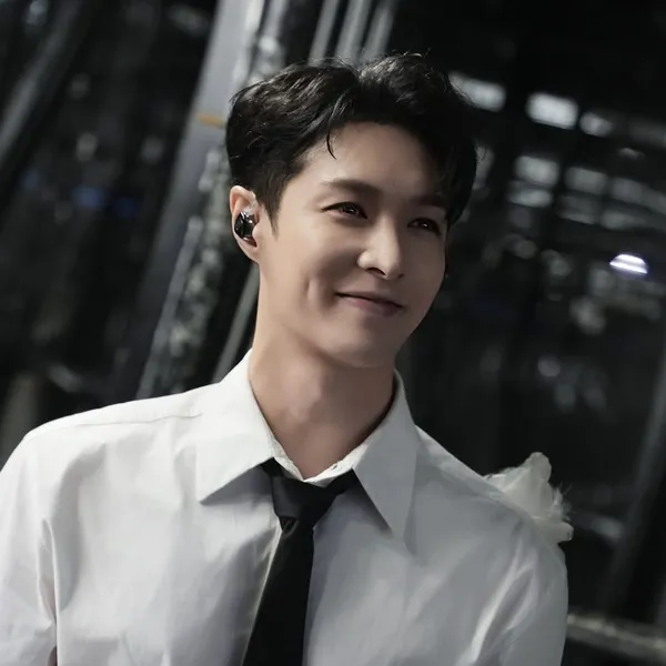 Today's Most Loved Lay (EXO)