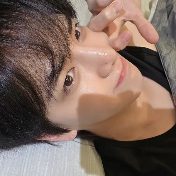 Top Photo Full of Younghoon (THE BOYZ) Love