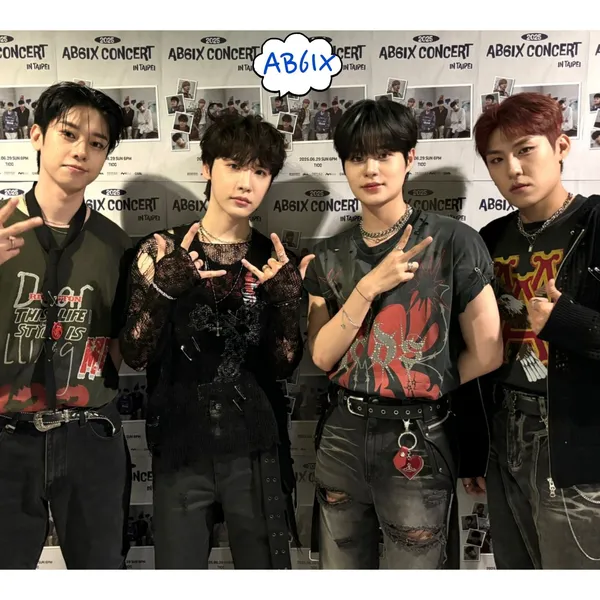 Top Photo Full of AB6IX Love