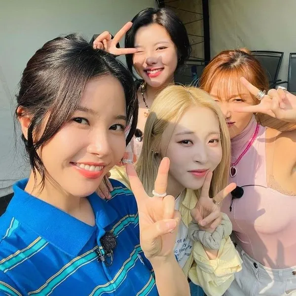 Top Photo Full of MAMAMOO Love