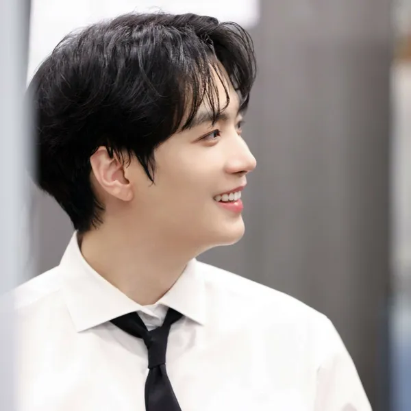 Today's Most Loved Kim Jonghyeon