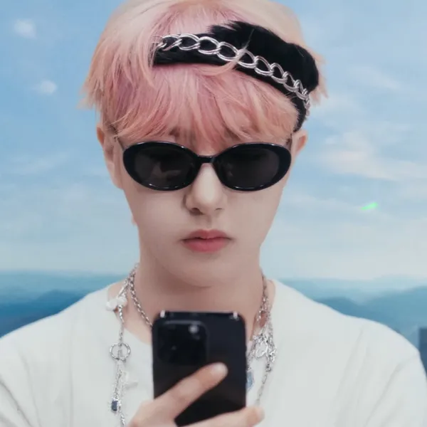 Today's Most Loved Renjun (NCT DREAM)