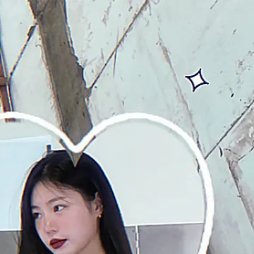 Top Photo Full of Soojin Love