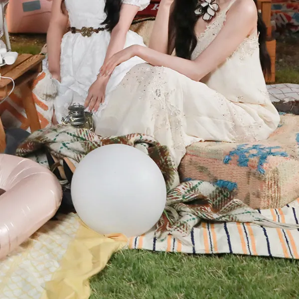 Top Photo Full of OH MY GIRL Love