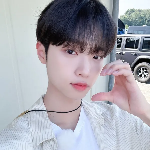 Today's Most Loved Son Dongpyo