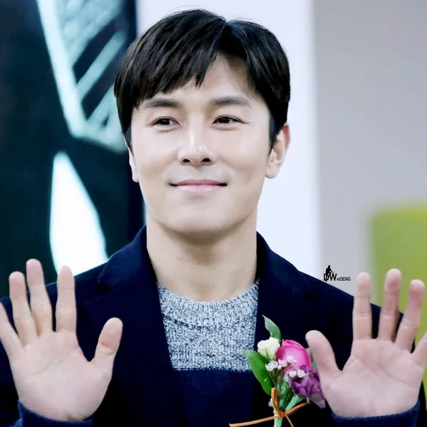 Fans' Pick: Best Moment of Kim Dongwan (SHINHWA)