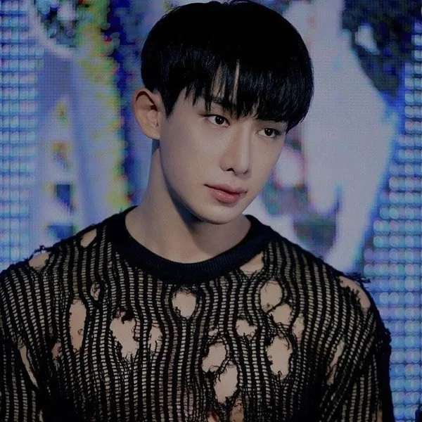 Today's Most Loved Wonho