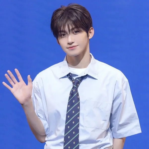 Today's Most Loved Jihoon (TWS)