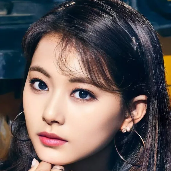 Today's Most Loved TWICE