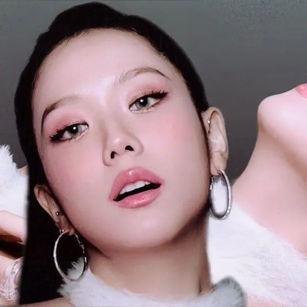 今天最受喜爱的智秀 (BLACKPINK)