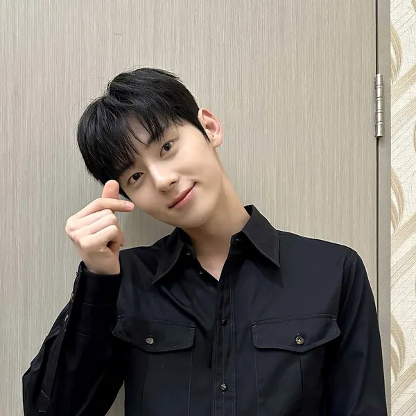 Fans' Pick: Best Moment of Hwang Minhyun