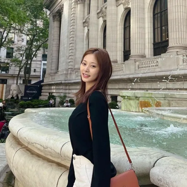 Today's Most Loved Tzuyu (TWICE)