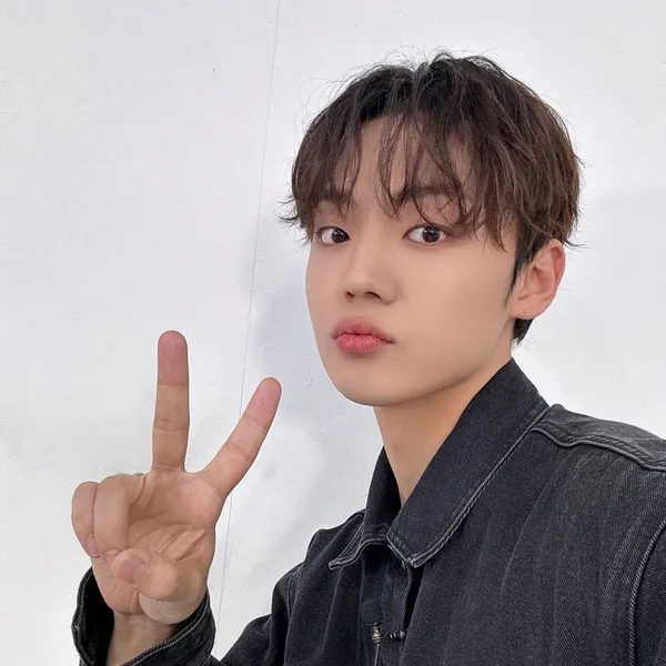 Today's Most Loved Chan (A.C.E)