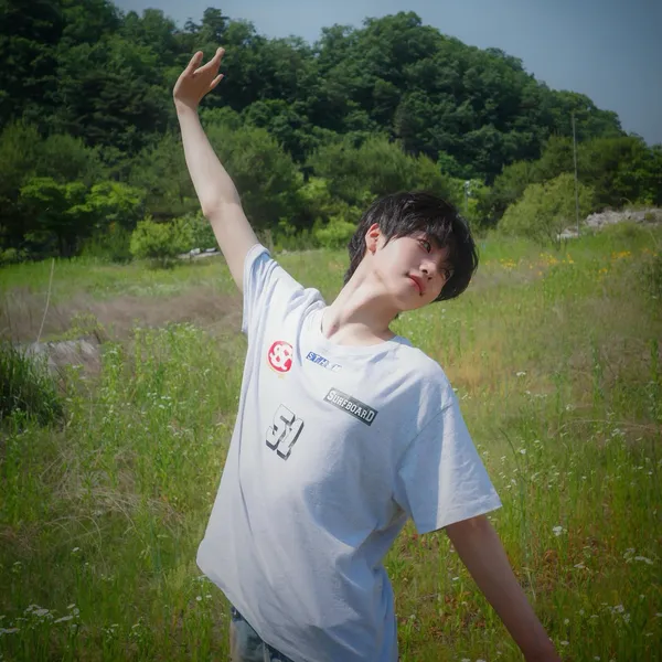 Top Photo Full of Hyeongjun (CRAVITY) Love