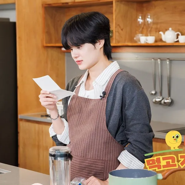Today's Most Loved Lee Daehwi (AB6IX)