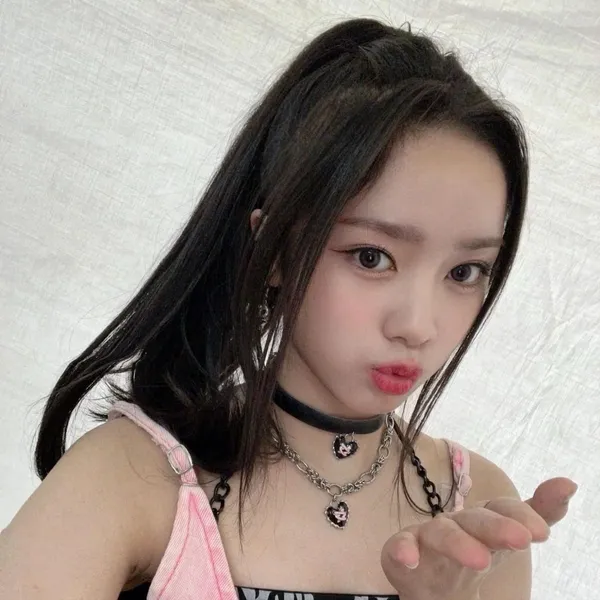 Fans' Pick: Best Moment of Elisia (UNIS)