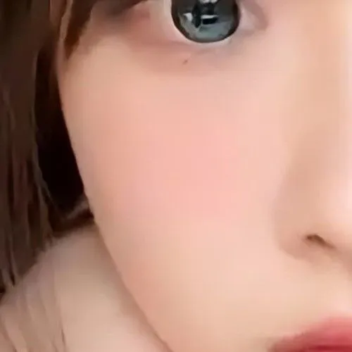 Today's Most Loved Chloe (cignature)
