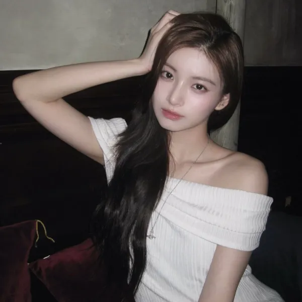 Fans' Pick: Best Moment of Yiren (EVERGLOW)