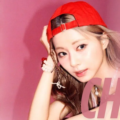 充滿粉絲愛意的子瑜 (TWICE)人氣照片