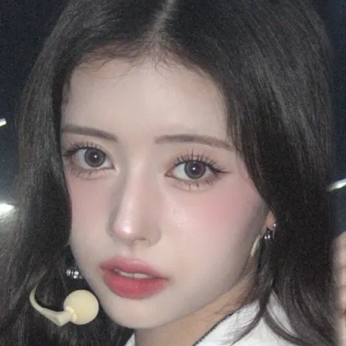 Foto Populer Penuh Cinta untuk Rima (NiziU)