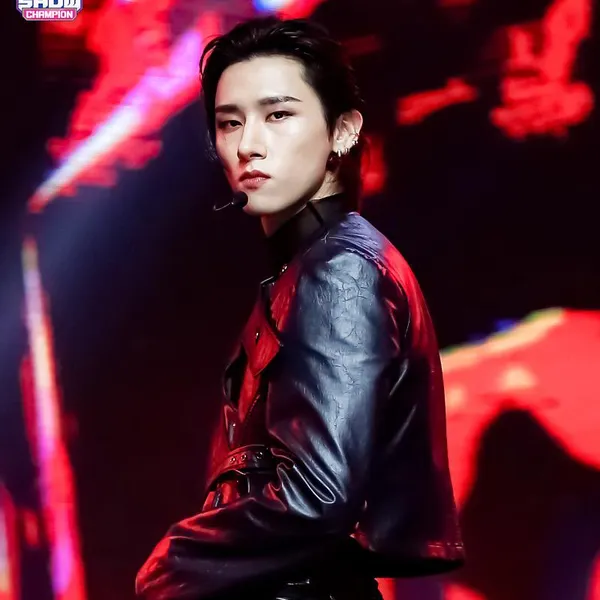Top Photo Full of I.M (MONSTA X) Love
