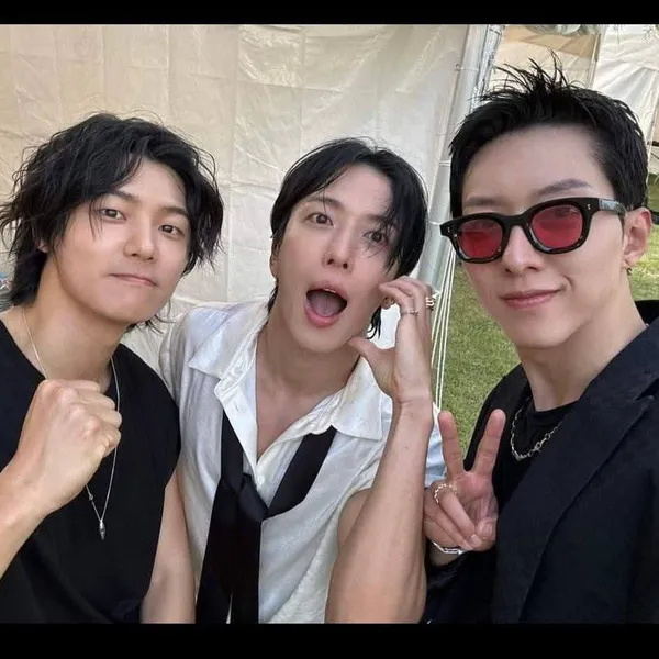 Top Photo Full of CNBLUE Love